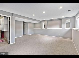13008 Rock Spray Ct, Herndon, VA 20171