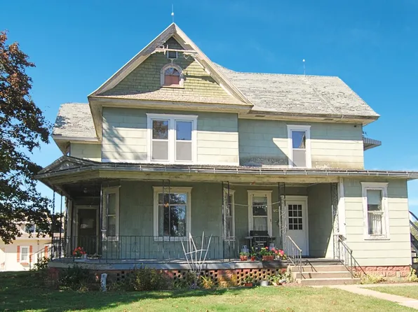 7393 Washington St, New Vienna, IA 52065