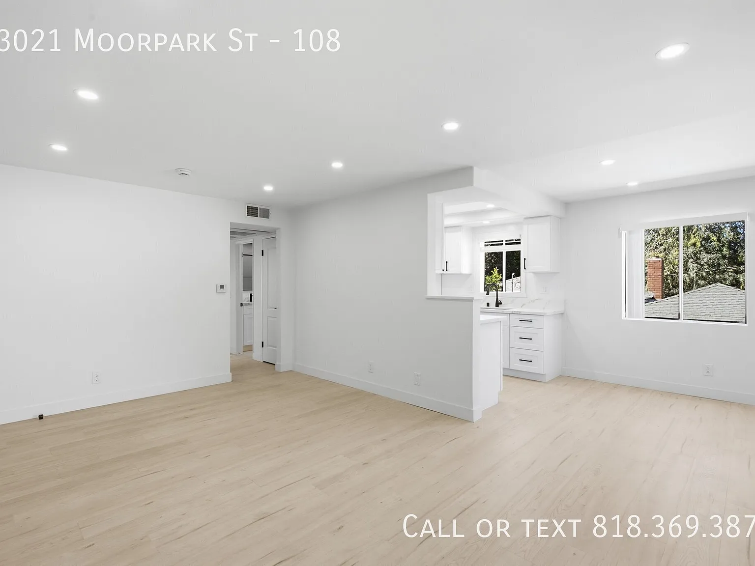 Please Welcome To The Stage... 13021 Moorpark St #108! — Photo 4