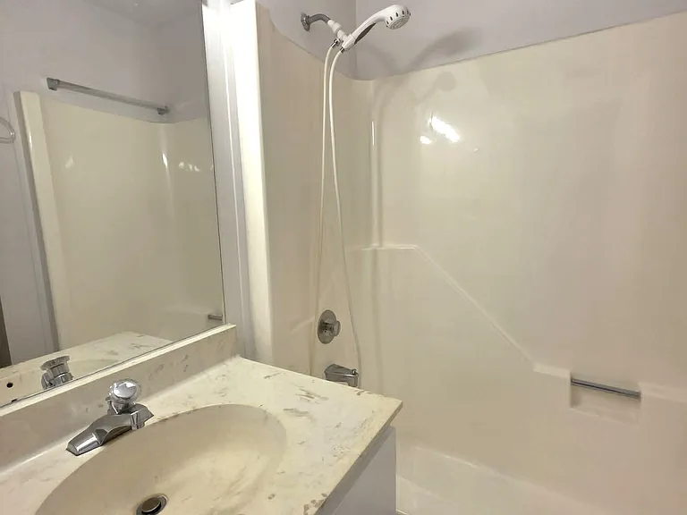 231 Canal Park Dr — Photo 51