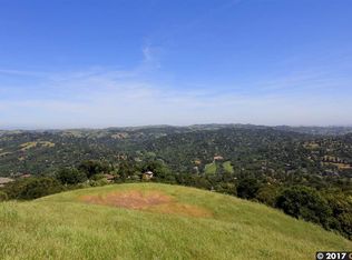 40 Dos Osos, Orinda, CA