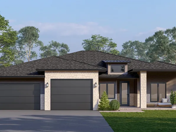 8810 Sandalwood Dr, Lincoln, NE 68520