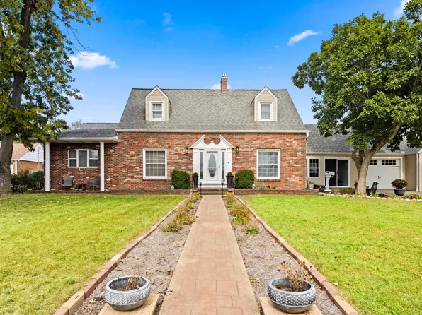 917 W Truitt Ave, Chillicothe, IL 61523