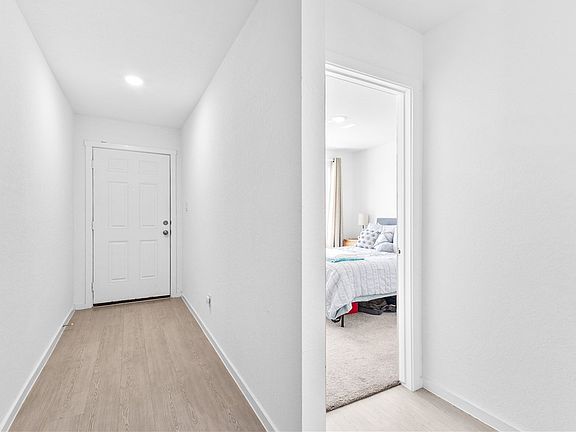 3rd image of 2801 Martell St