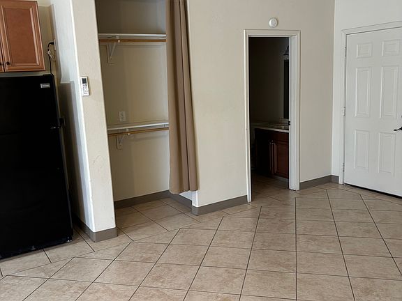 2nd image of 1315 Jasper Ave #1/2