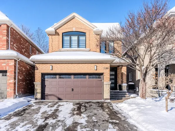 3841 Quiet Creek Dr, Mississauga, ON L5M 8B1