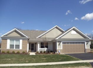 577 Tuscan View Dr, Elgin, IL 60124