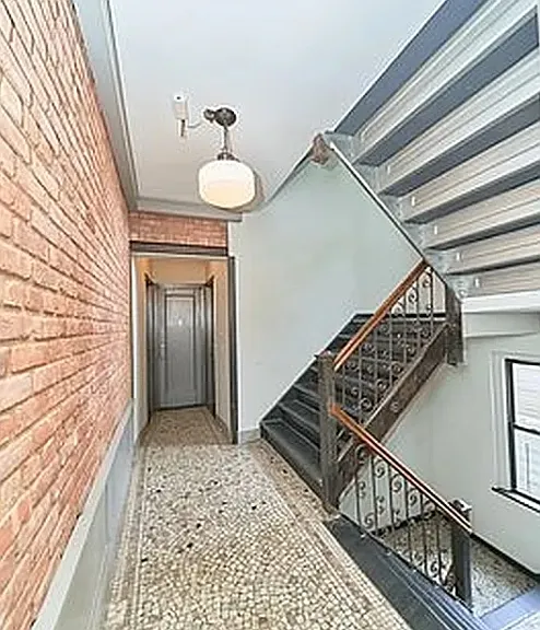 10 Morton St #5A — Photo 6