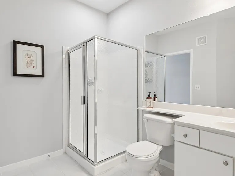 Stone Point Apartments — Photo 16