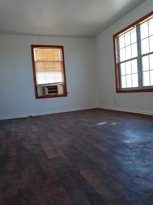 204 Rock Ave
