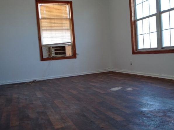 204 Rock Ave