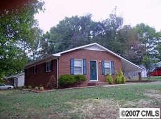 608 Woodland Dr, Rockwell, NC 28138