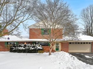 1827 Divot Ct, Lancaster, PA 17602