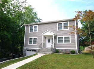 20 Richmond Pl, Cortlandt Manor, NY