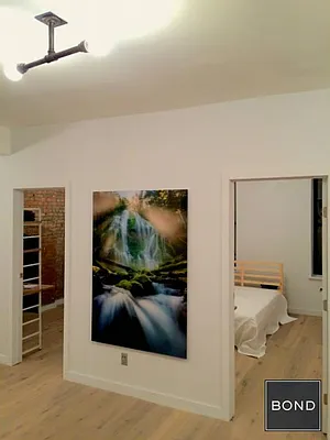 Rented by Bond New York | media 15