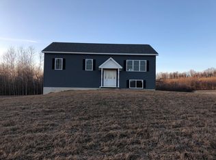 273 Hayes Rd, Schaghticoke, NY 12154