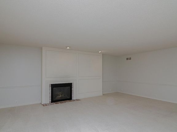 5th image of 201 N 1st Ave APT 108