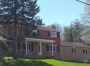 288 Lakeview Dr, Washington, PA 15301