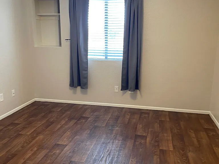 1215 E Lemon St #217 — Photo 22