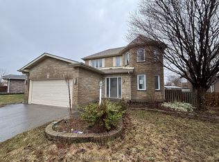 123 Napoleon Ct, London, ON N5V4B2