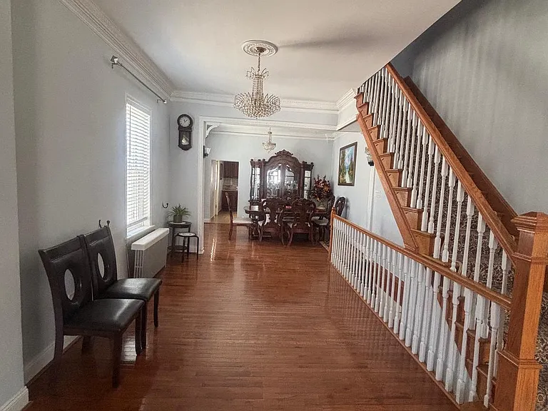 3509 Mercer St — Photo 6