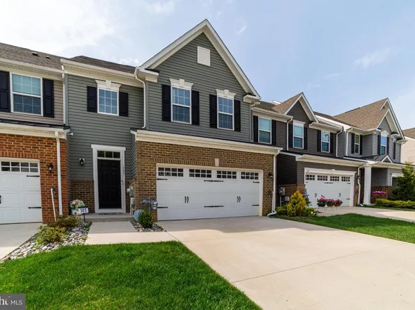 305 Hidden Acres Ln, Moorestown, NJ 08057