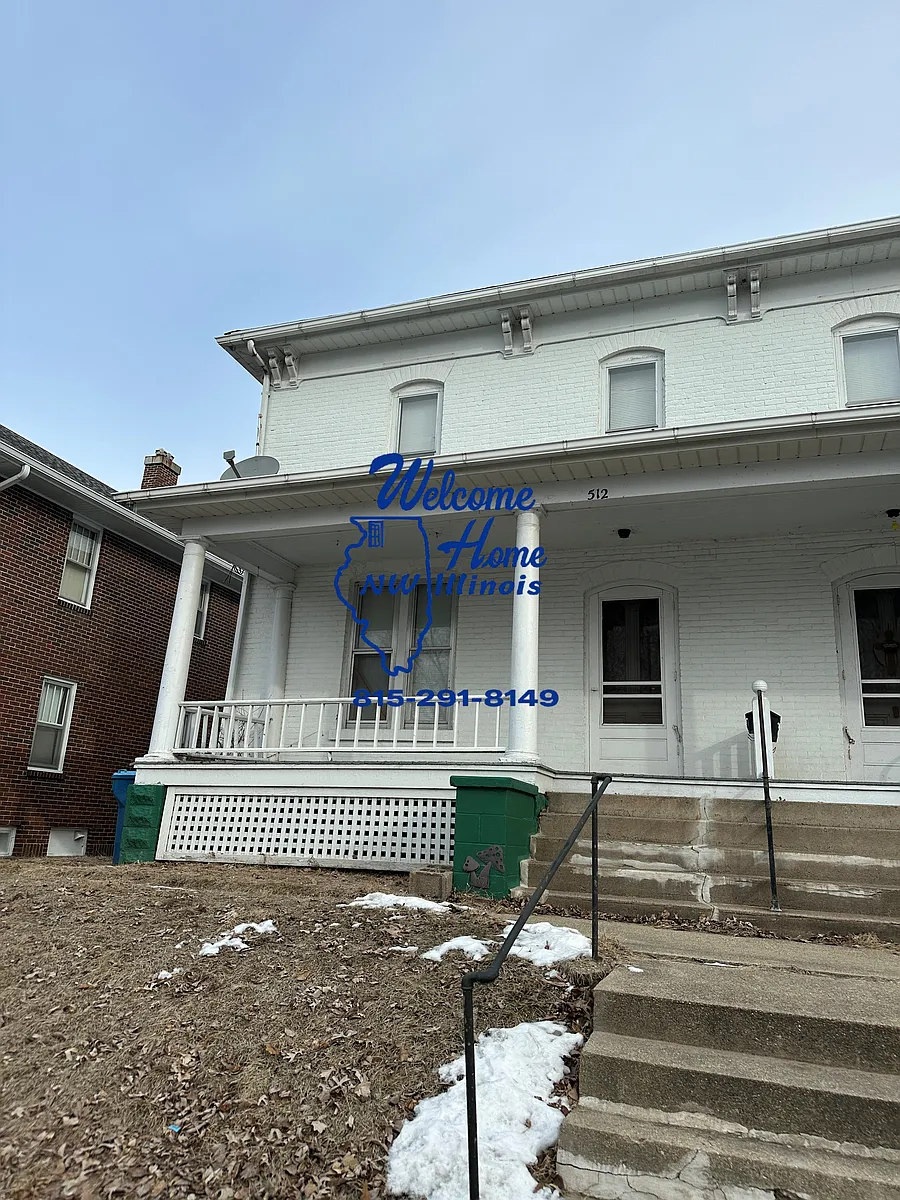 Building Photo - 512 Chicago Ave