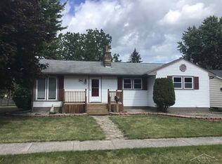 980 Meadowlawn St, Saginaw, MI 48604