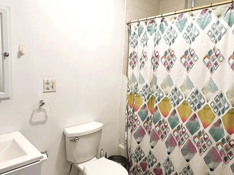 88 Gordon St #306 — Photo 9