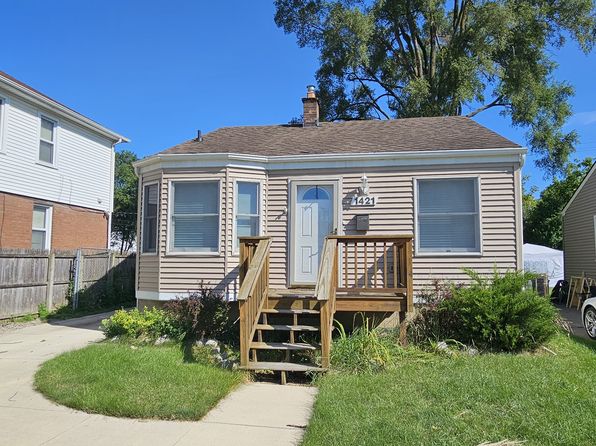 1421 E Forteen Mile Rd #1