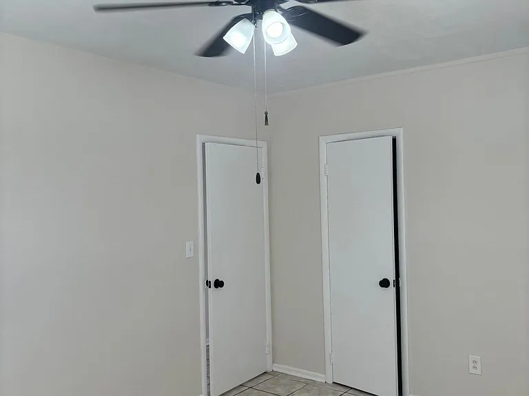 1252 S Alhambra Cir #3 — Photo 32