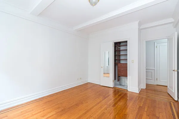 Rented by Waldstar Real Estate LLC | media 36