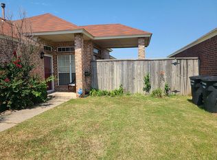 1007 SW 22nd St, Moore, OK 73170