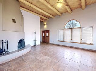 6337 Calle Zanate, Santa Fe, NM 87507