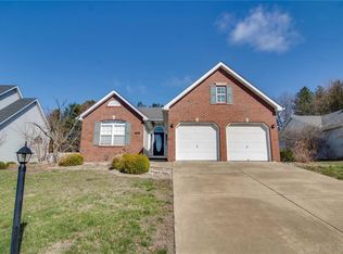 2026 Savannah Trce, Alton, IL 62002