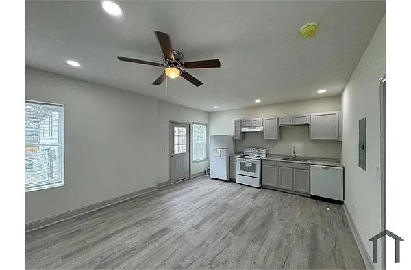 Building Photo - 252 Joseph E Lowery Blvd NW #2