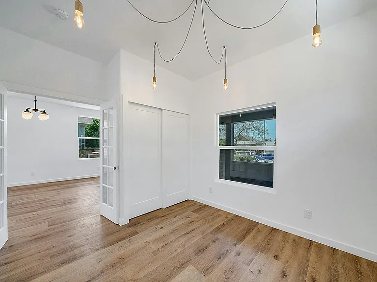 2322 Alta St — Photo 10