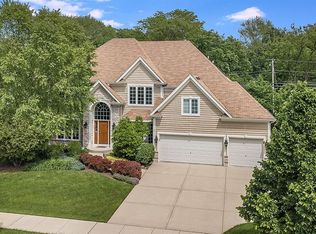 286 Violet Ln, Batavia, IL 60510