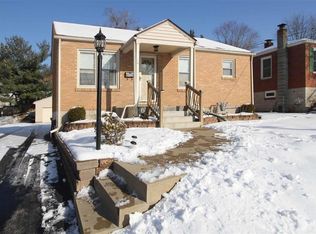 1106 Douglas St, Alton, IL 62002