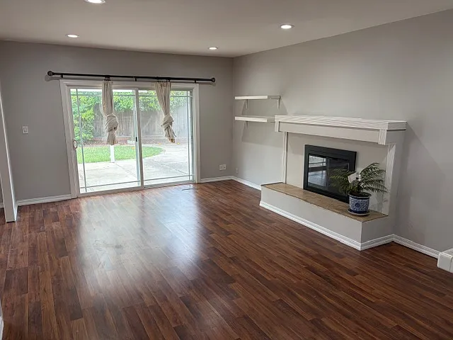 6397 Vegas Dr — Photo 9
