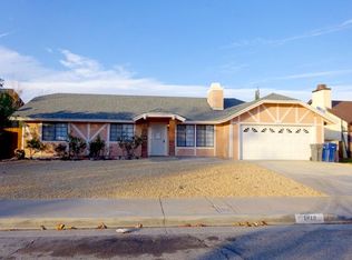1819 E Avenue R, Palmdale, CA 93550