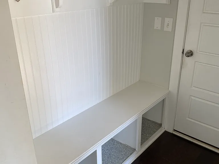 4221 Courtly Ln — Photo 30