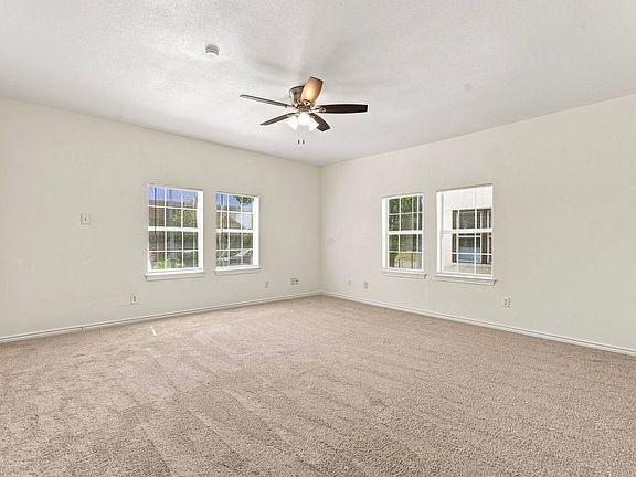 4th image of 2629 Palm St #A