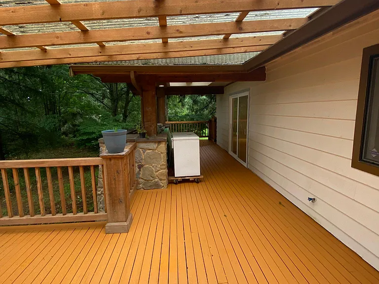 557 Waynes Ridge Cir — Photo 5