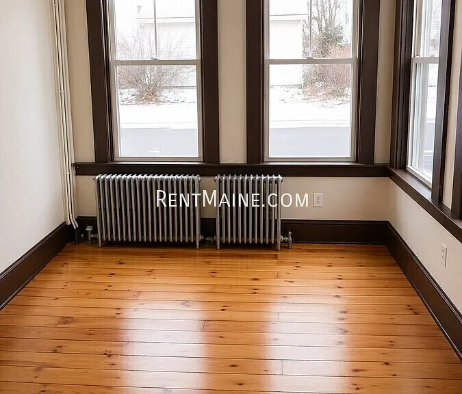 9 Catell St #3 — Photo 1
