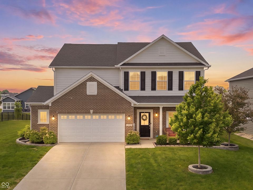 1st image of 15745 Matthews Ln
