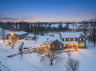 1717 Ernst Dr, Hartford, WI 53027