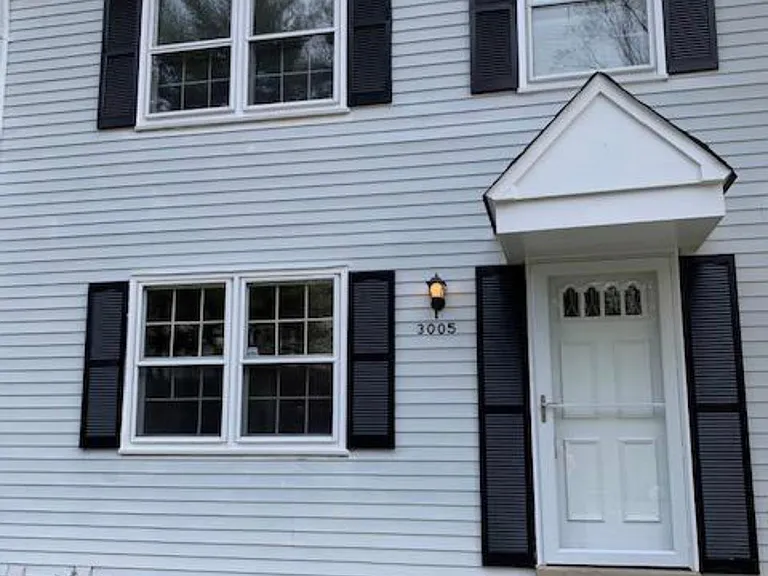 3005 Ellenwood Dr — Photo 2