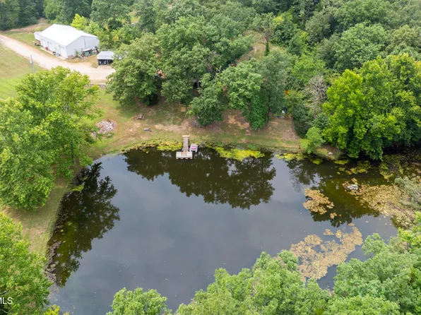 22299 Route 5, Versailles, MO 65084