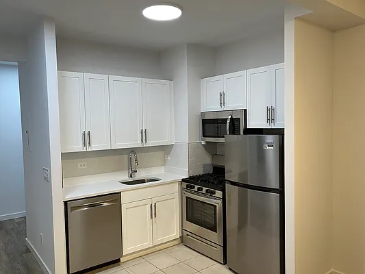 Rented by Townhouse Management Company | media 8